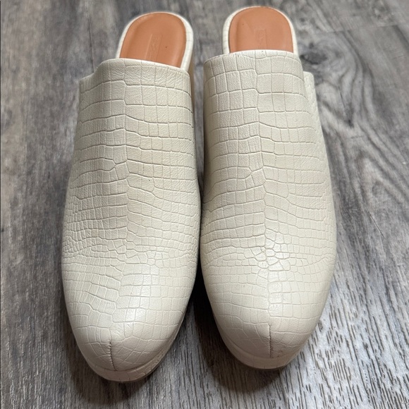 Rachel Comey Bone Croc Print Leather Clogs Size 11 - Picture 3 of 8